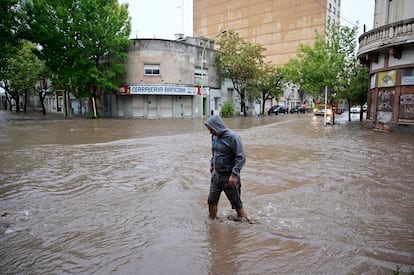 El viernes pasado, laciudad de Bahía Blanca, a 630 kilómetros al sur de Buenos Aires, fue azotada por uno de los peores temporales de su historia.