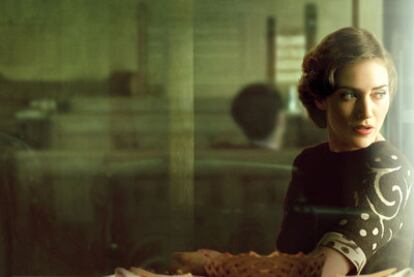 La actriz británica Kate Winslet en una imagen de la serie <i>Mildred Pierce</i>.