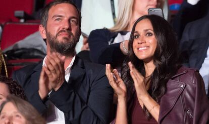 Meghan Markle, en la tribuna aplaudiendo a su novio.