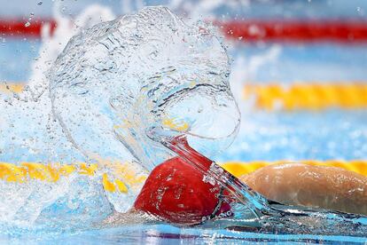 La británica Rebecca Adlington compite en la competición femenina de 800 metros estilo libre.