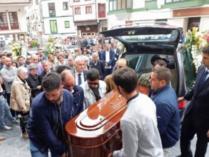 El maestro David Carragal falleció en Oviedo tras pasar una semana en coma por la agresión de un joven