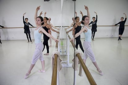 Clase en el centro de baile Karen Taft, un mes antes de que eche el cierre.