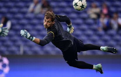 Casillas, antes de enfrentarse al Besiktas.