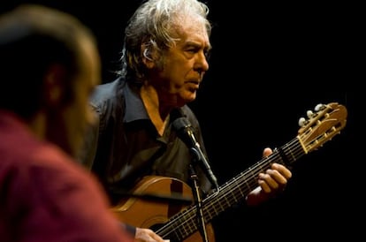 Paco Ib&aacute;&ntilde;ez, anoche en su recital en el TNC. 