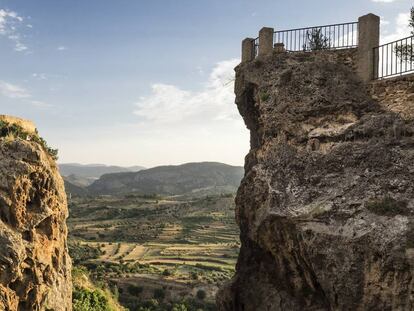 Panorámica de la sierra del Segura desde el mirador de La Molatica, en Letur (Albacete).