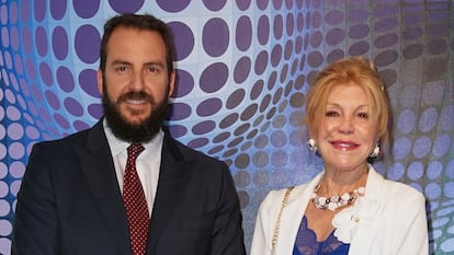 Carmen Cervera y su hijo, Borja Thyssen, en el museo Thyssen-Bornemisza de Madrid en 2018.