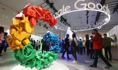 Expositor de Google en una feria de desarrolladores de juegos en San Francisco, California, el pasado día 20.