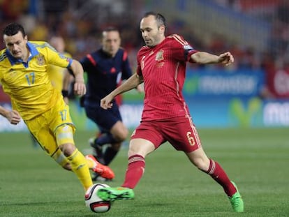 Iniesta, en el partido contra Ucrania. 