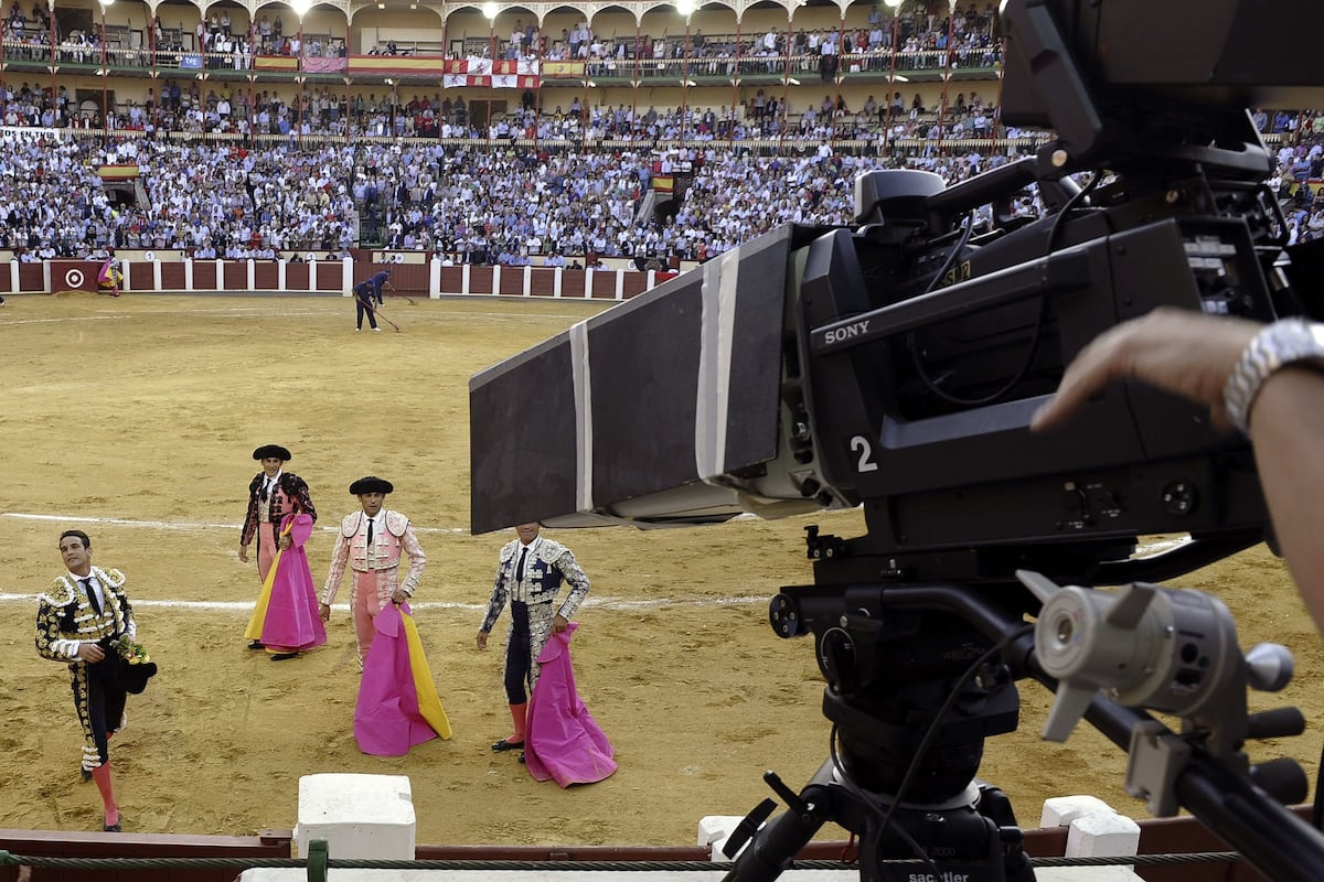 Toros en televisión, un incierto cambio de tercio