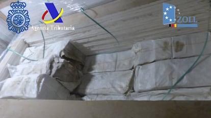 Carga de cocaína requisada en el Puerto de Algeciras.