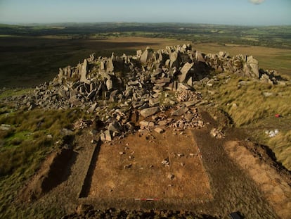 As montanhas de Preseli (Gales), origem de algumas pedras de Stonehenge.