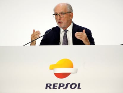 El presidente de Repsol, Antonio Brufau,  durante la junta de accionistas 2023.