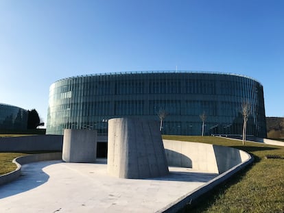 Oficinas de la empresa en su edificio de Derio (Bizkaia).