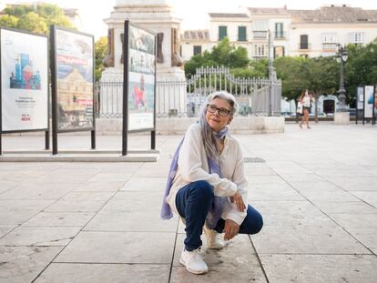 Kiti Mánver en la Plaza de la Merced, en Málaga, este domingo.