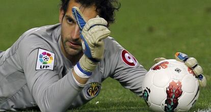 Diego López, portero del Villareal, en Sevilla.