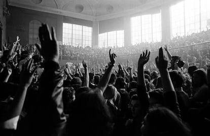 Asamblea en la Facultad de Medicina de Valencia en 1977.