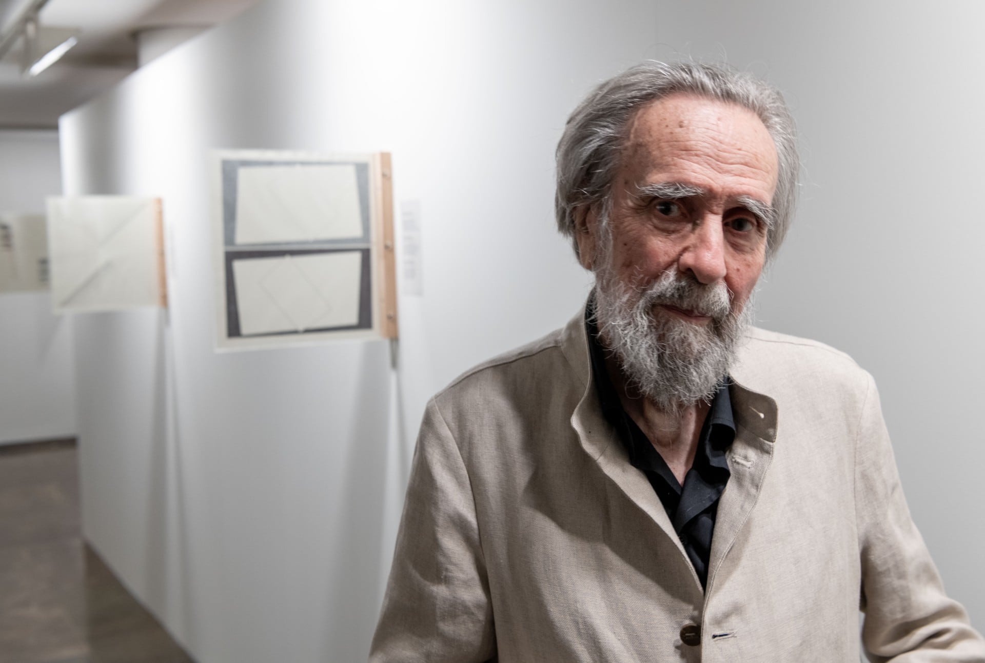 Isidoro Valcárcel: “Me escama un poco eso de ‘qué bonita exposición’, pero no importa”