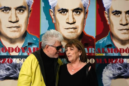 Carmen Maura y Pedro Almodóvar en Madrid en marzo de 2017.