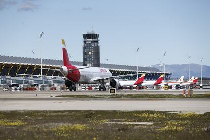 Torre de control del aeropuerto de Madrid-Barajas.

EUROPA PRESS  (Foto de ARCHIVO)

07/06/2016