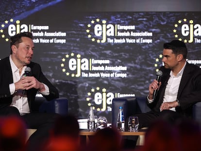 Elon Musk (L) and U.S. conservative political commentator Benjamin Shapiro (R) talk during a symposium on antisemitism in Kraków, Poland, January 22, 2024.