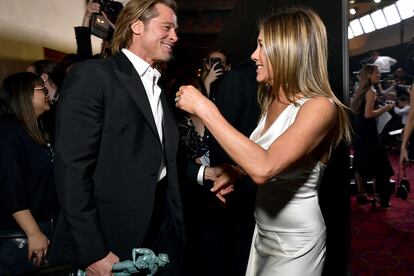 La imagen de Brad Pitt y Jennifer Aniston coincidiendo en 2020 en una ceremonia de premios tras años sin verse rompió internet.