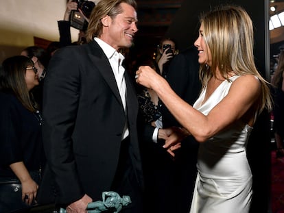 La imagen de Brad Pitt y Jennifer Aniston coincidiendo en 2020 en una ceremonia de premios tras años sin verse rompió internet.