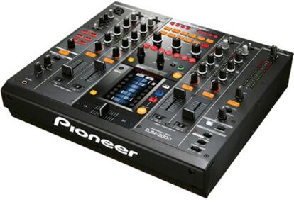 DJM-2000, de Pioneer