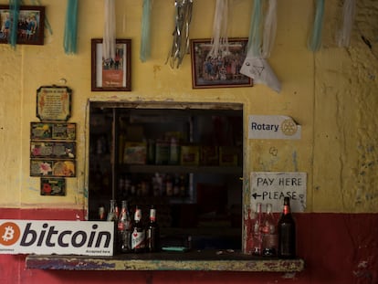 Una tienda de El Salvador que acepta Bitcoin.