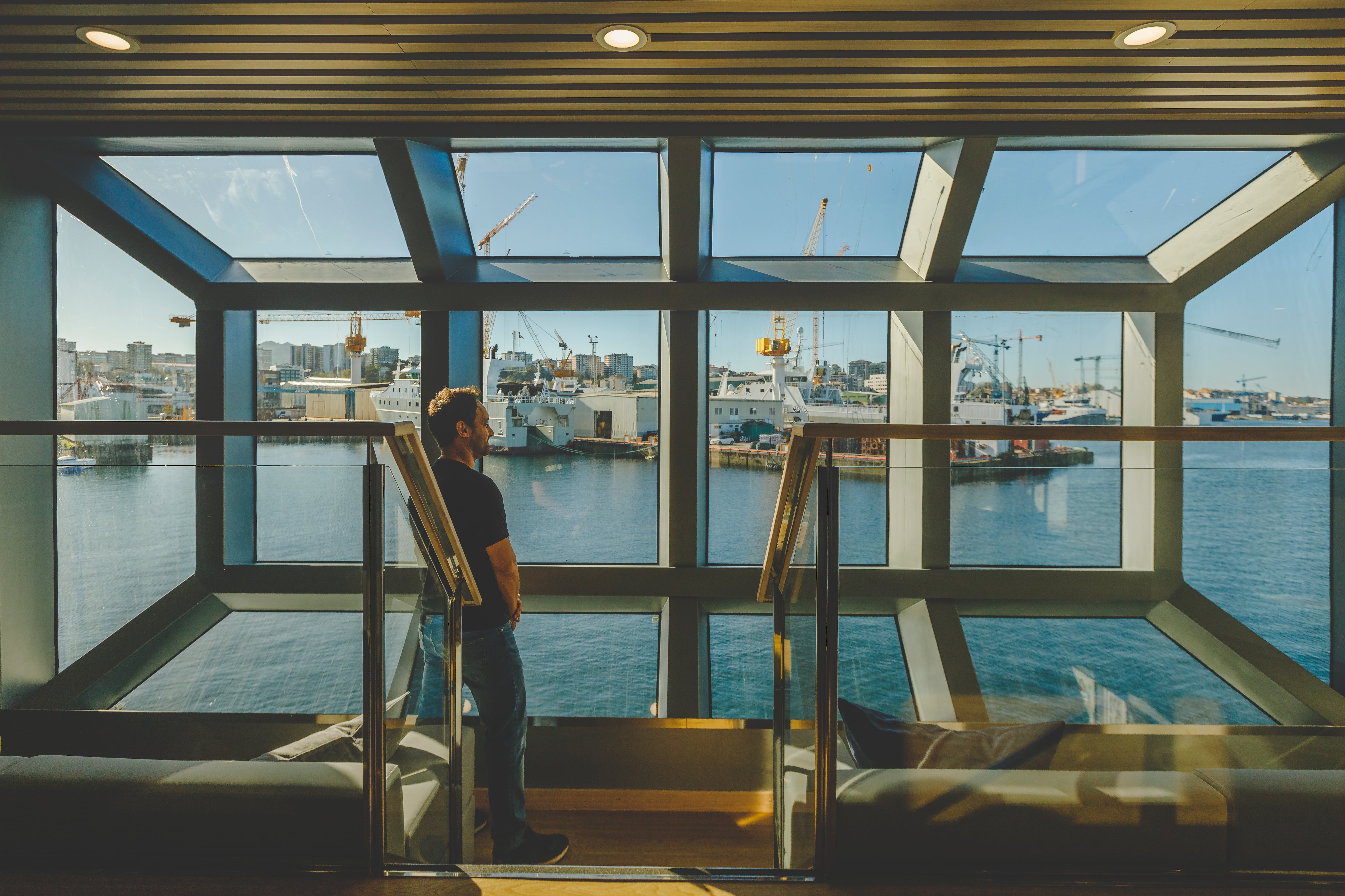 “Ya podemos explorar cualquier mar del planeta”: a bordo del ‘Odón de Buen’, el mayor barco científico de España