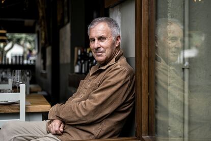 Andrés Piñera, èncargado de sala, sumiller y propietario de Casa Rula, en Selorio (Asturias).