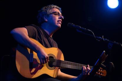 Pedro Guerra, en los matinales de El Pa&iacute;s en la Sala Galileo Galilei en Madrid.