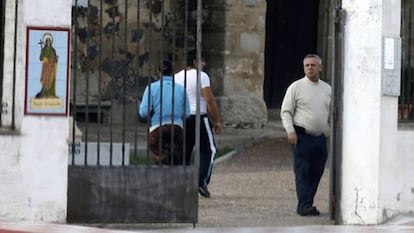 José Donoso Fernández, sacerdote de Mengabril, Badajoz, en mayo de 2014. 