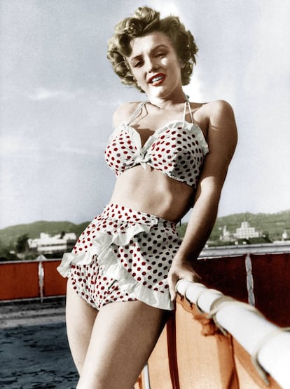 No início da carreira, Marilyn Monroe adotou a estética ‘pin-up’ de uma forma que poucas souberam fazer. Na imagem, a atriz em 1954.