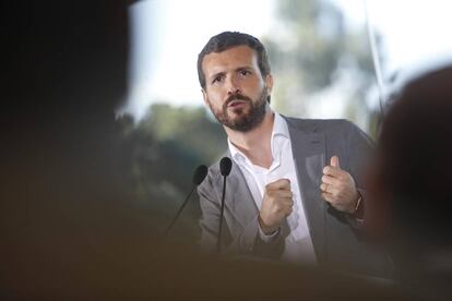 El presidente del PP, Pablo Casado en un acto de partido en Oleiros.