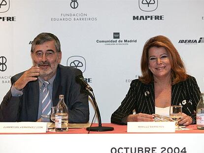 El arquitecto Juan Miguel Hernández León y Mariluz Barreiros, presidenta de la Fundación Eduardo Barreiros.