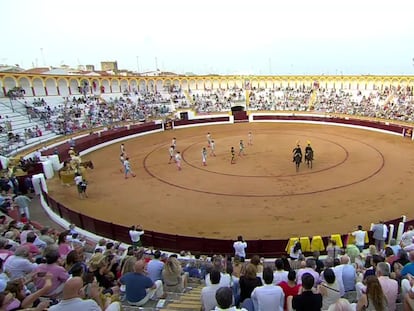 Paseíllo en la plaza de Olivenza, el pasado mes de julio.