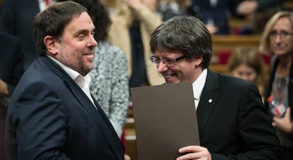 Oriol Junqueras con Carles Puigdemont.