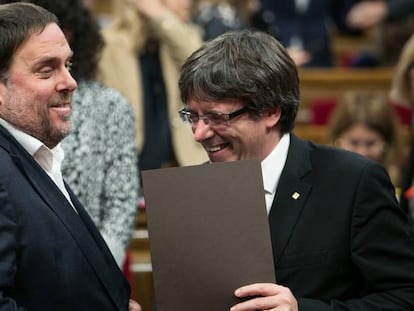 Oriol Junqueras con Carles Puigdemont.