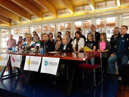 Presentación en Bilbao de la campaña en favor de las ayudas de la RGI.