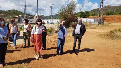 El consejero de Educación, Josep Bargalló, este miércoles, en una visita a Cornellà.