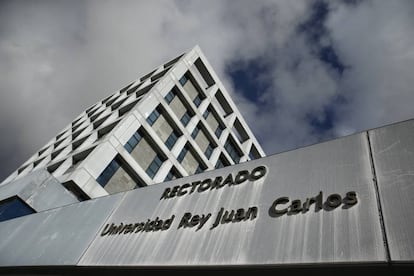 Edificio del Rectorado de la Universidad Rey Juan Carlos, en el campus de Móstoles (Madrid).