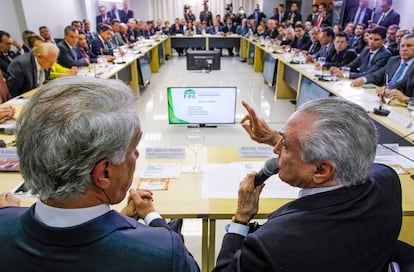 Marcos Montes e Michel Temer no encontro da FPA.