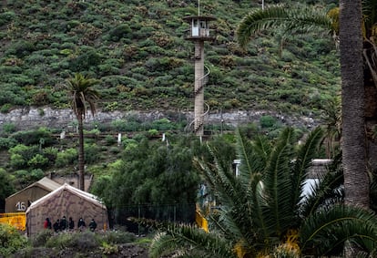 El antiguo polvorín de Barranco Seco, reconvertido ahora en un campamento para inmigrantes.