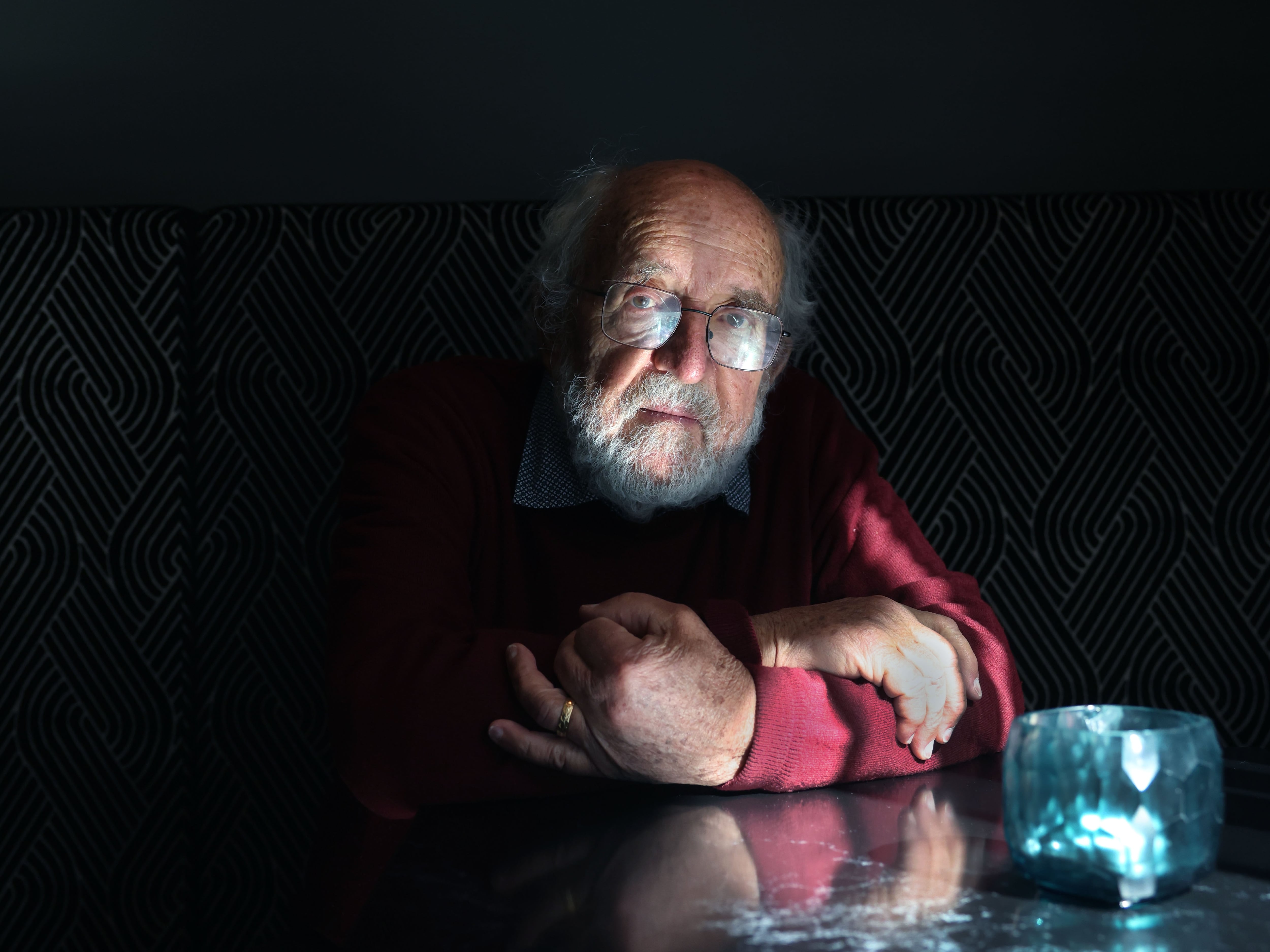 El astrónomo Michel Mayor, premio Nobel de Física, en un hotel de Madrid.