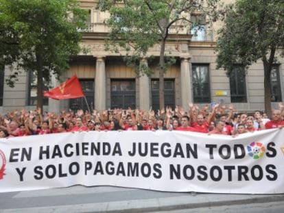Manifestación por el futuro del Murcia.