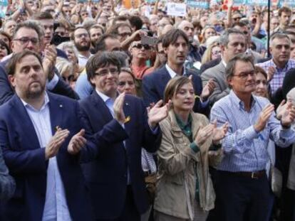 Las ejecutivas de ERC y el PDeCAT analizarán hoy las posibles fórmulas para concurrir el 21-D