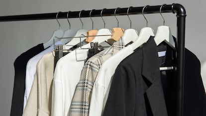 Tu armario cápsula está en Amazon, no te vuelvas loca: 9 esenciales con infinitas combinaciones para el otoño