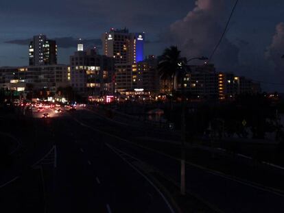 Imagen de un apagón en San Juan (Puerto Rico).