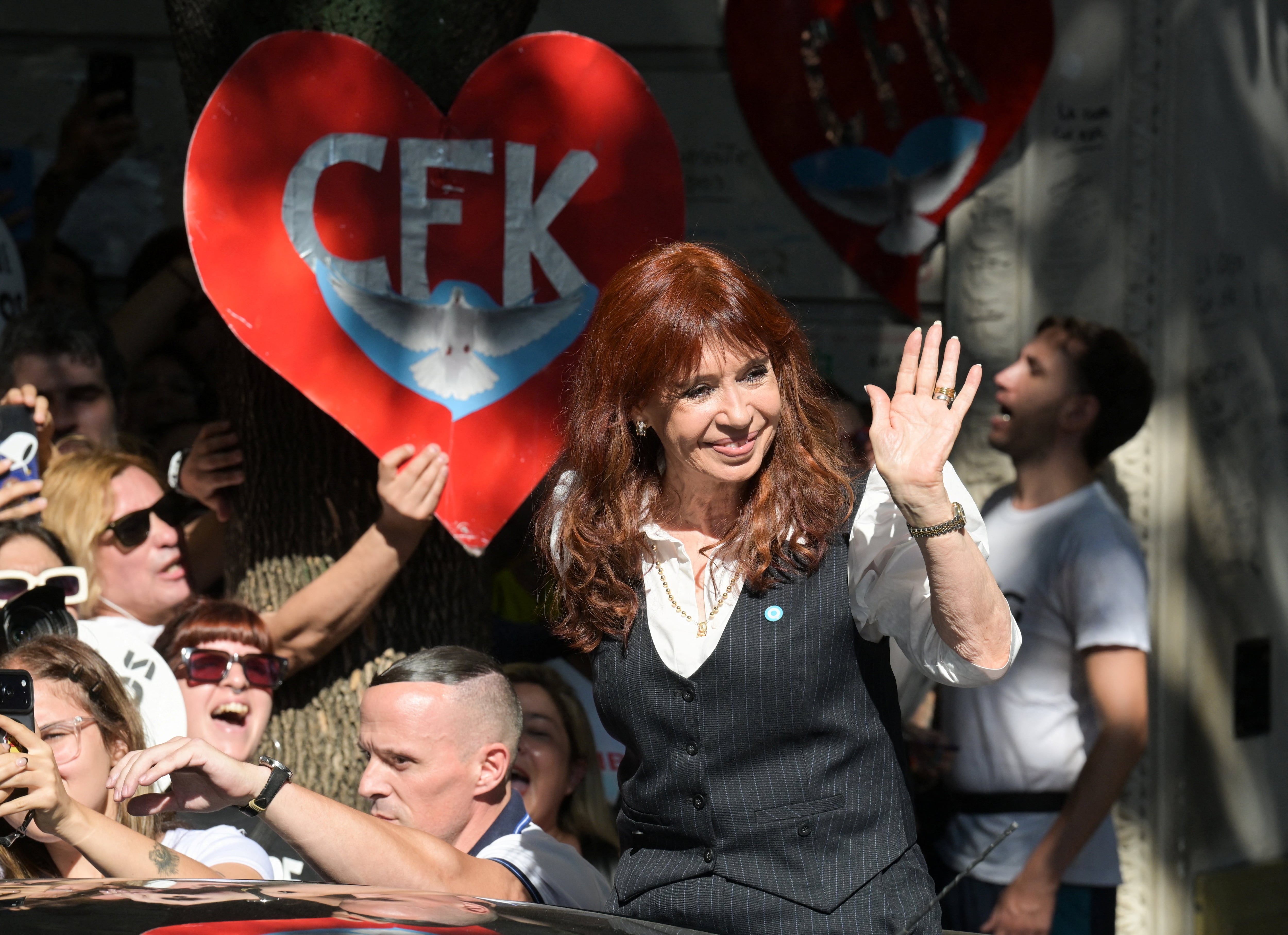 “Cristina libre”: el clamor que incomoda al peronismo a un a