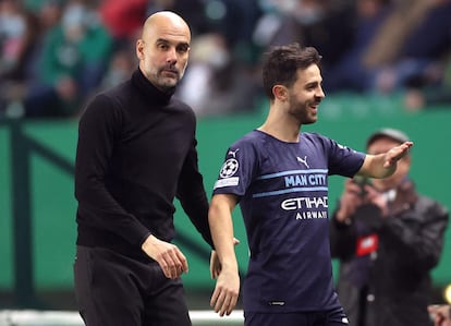 Guardiola sustituye a Bernardo Silva en Alvalade.